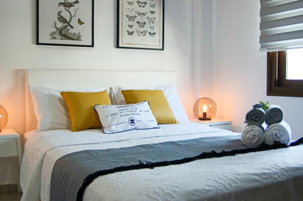 Phaedrus Living Seaview Luxury Flat Lighthouse 53 Apartment Paphos ภายนอก รูปภาพ